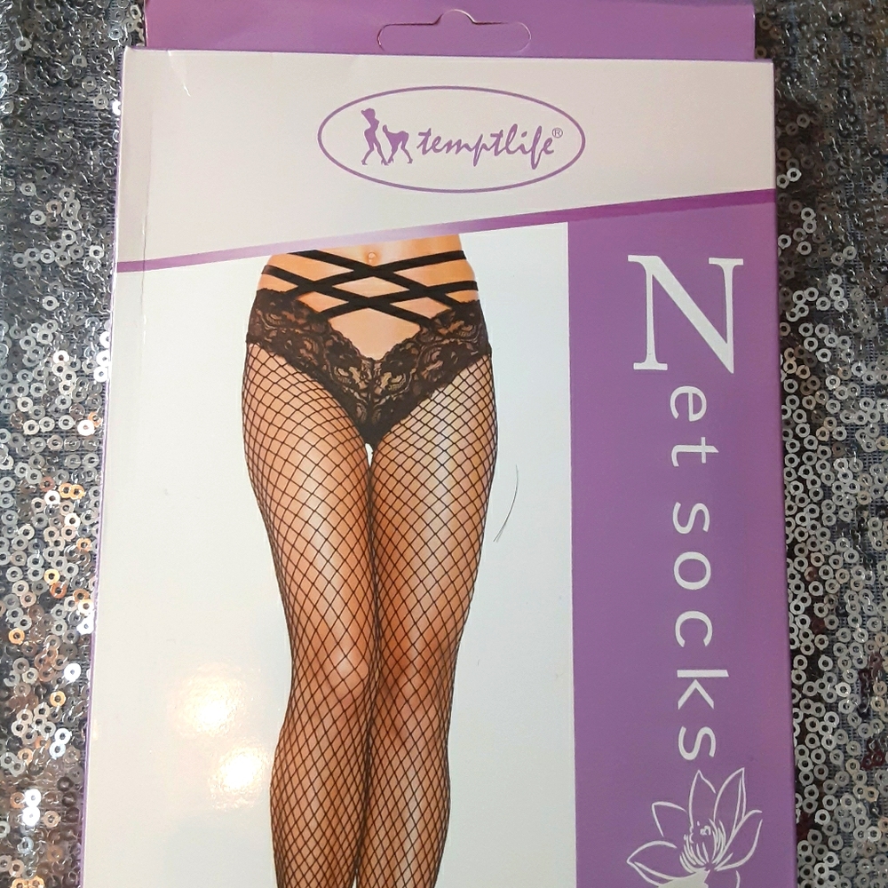👠 criss cross high waisted fish net stockings 💋